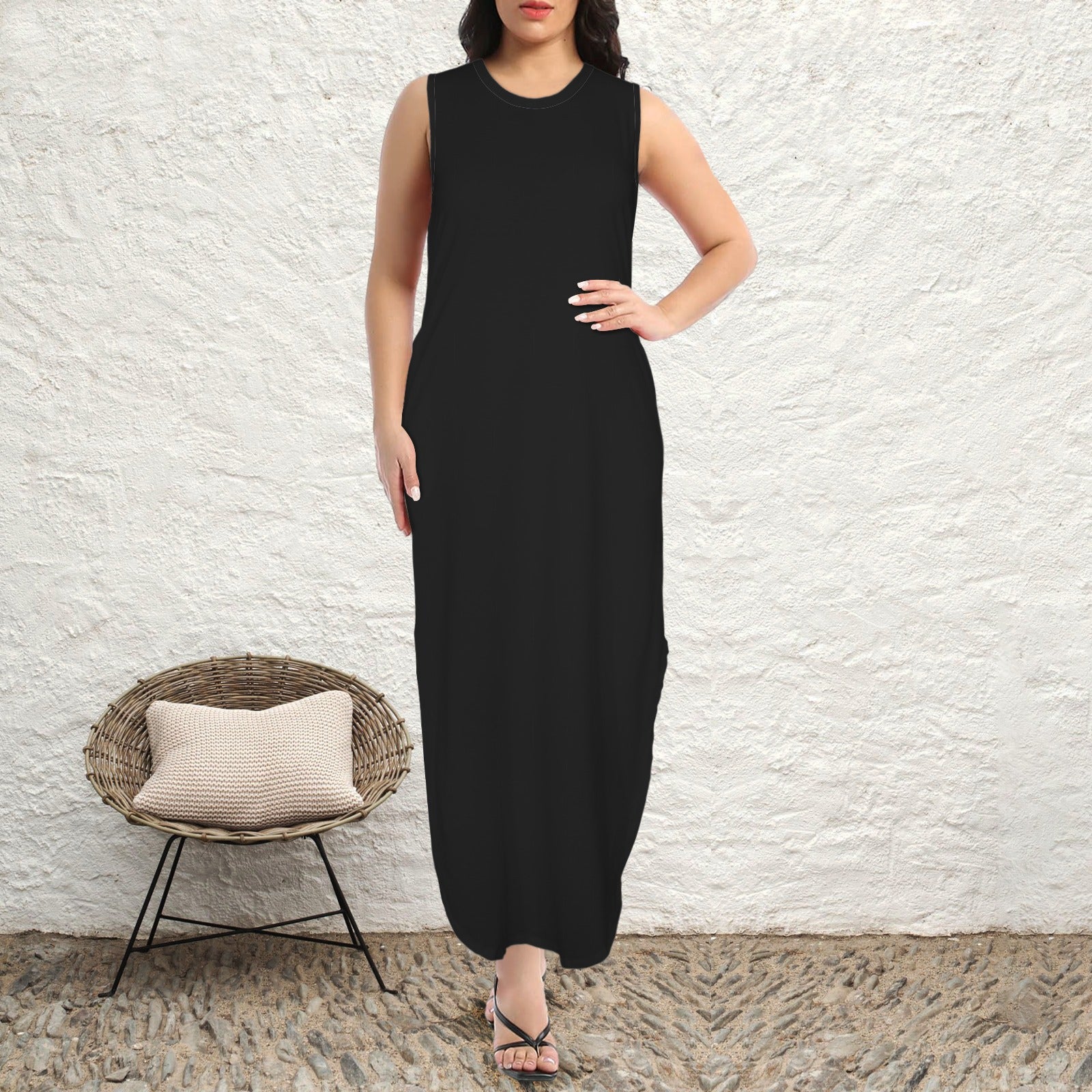 Sleeveless Round Neck Maxi Dress with Pocket Black