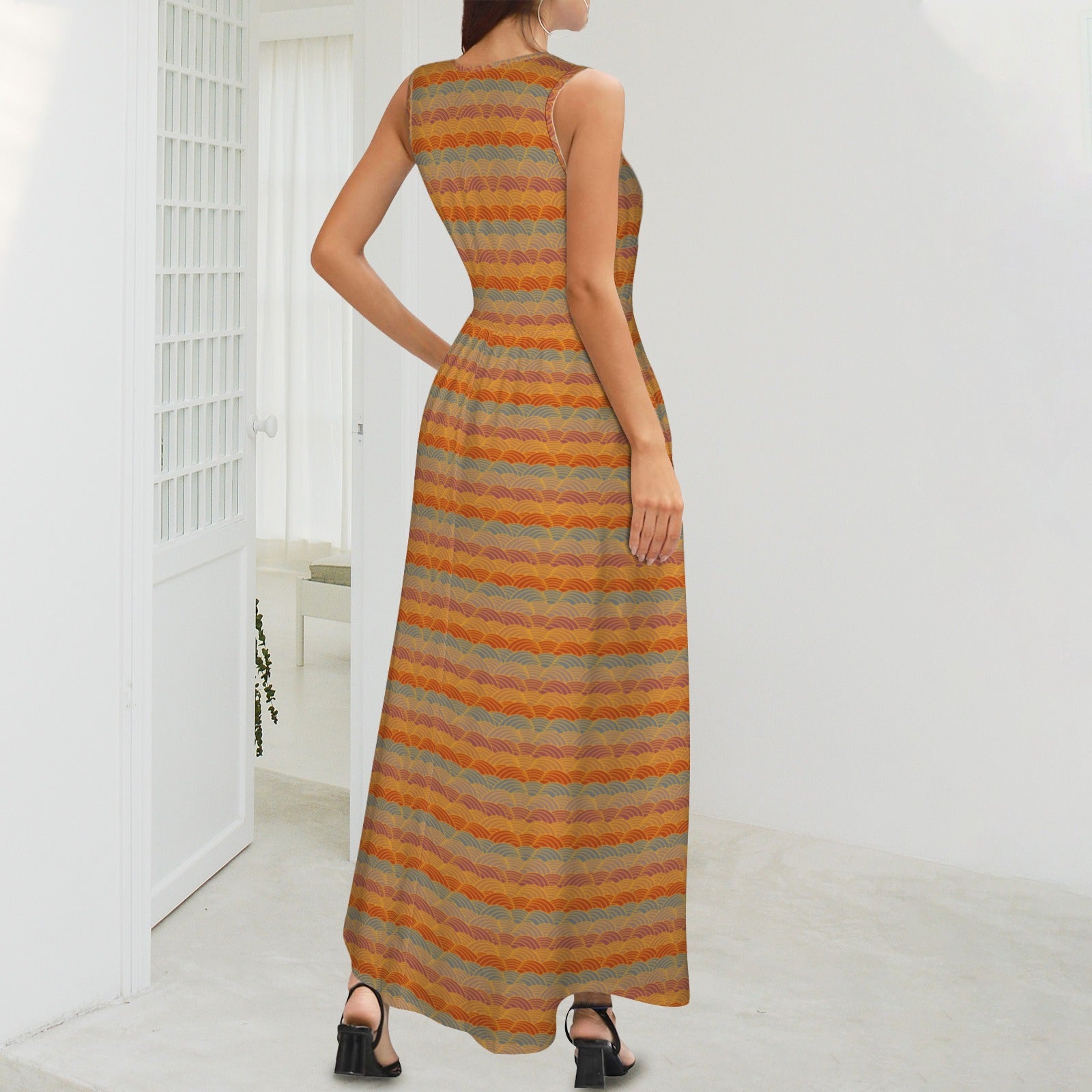 Multi Color Scallop Print Sleeveless V-Neck Maxi Dress