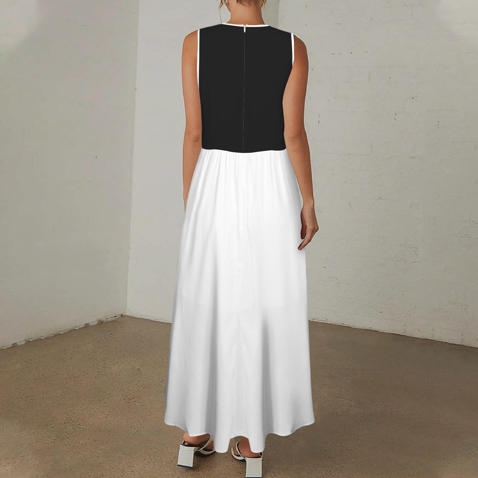 Deep V-Neck Sleeveless Hight Waisted Maxi Dress Black White