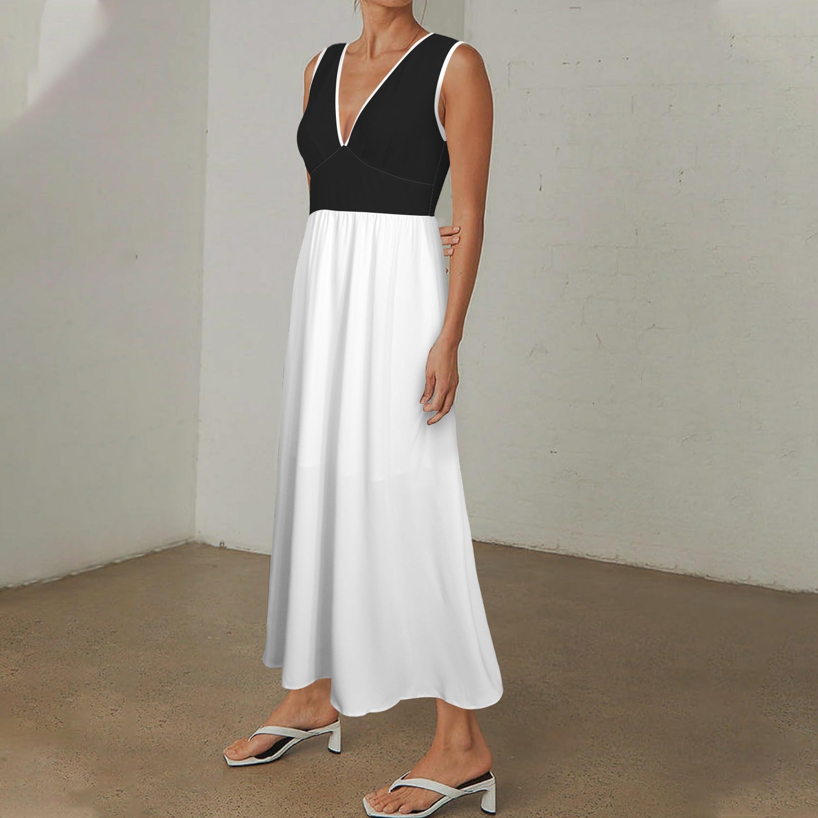 Deep V-Neck Sleeveless Hight Waisted Maxi Dress Black White